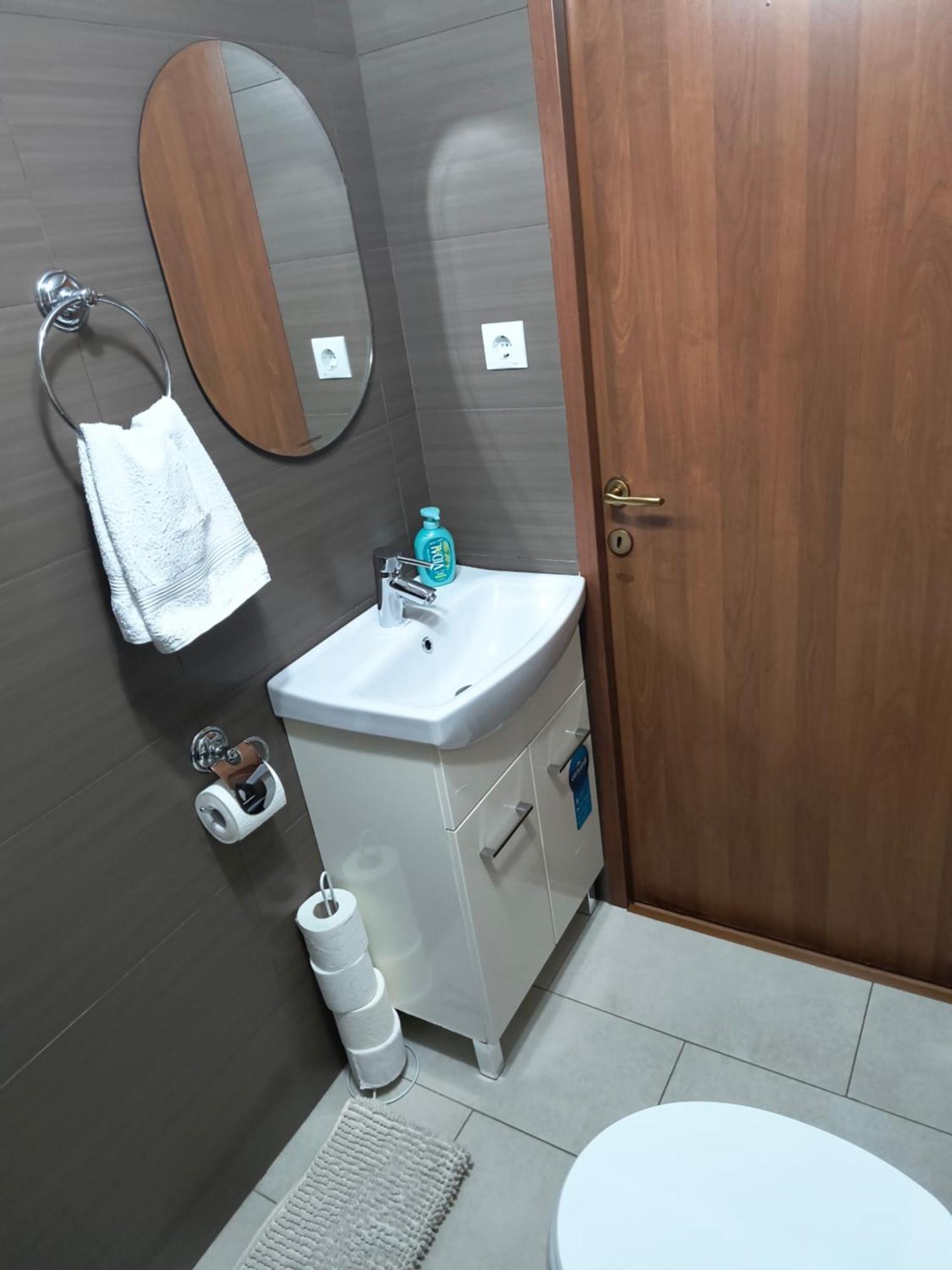 Apartament Central Adis คลูจ-นาโปกา ภายนอก รูปภาพ